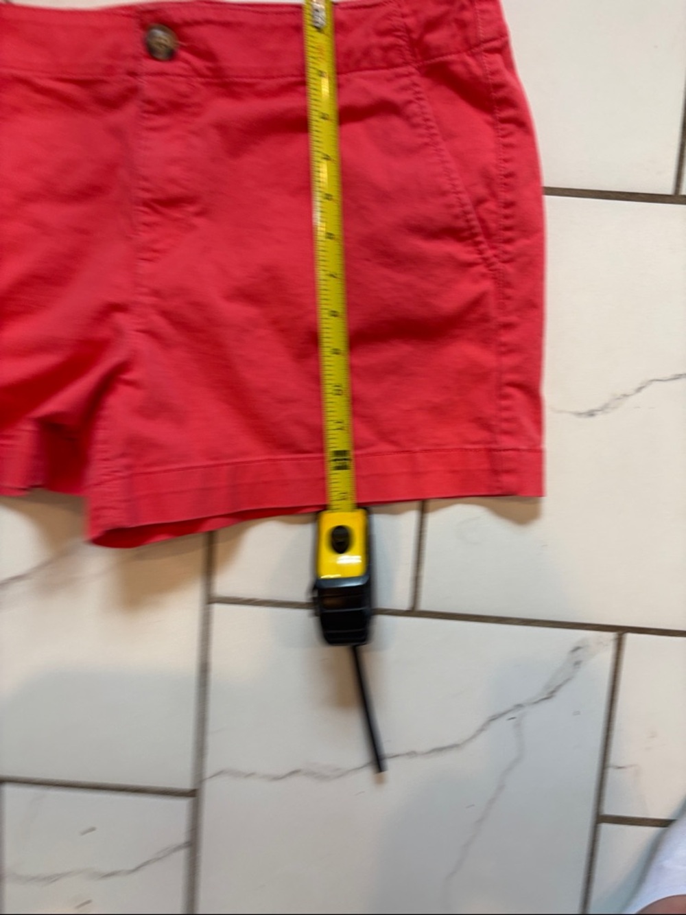 Women’s LOFT Classic Monroe 4” Short in Beautiful Coral Color - size 10 - Picture 5 of 6